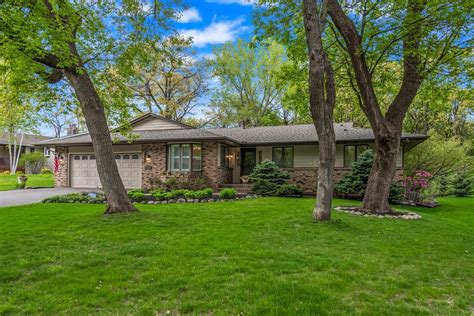 The 3,068 Square Feet single family home is a 4 beds, 3 baths property. . Zillow lakeville mn